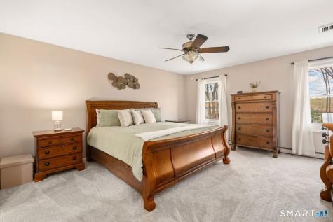 61 Sharon Court Shelton CT 06484
