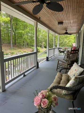 61 Sharon Court Shelton CT 06484