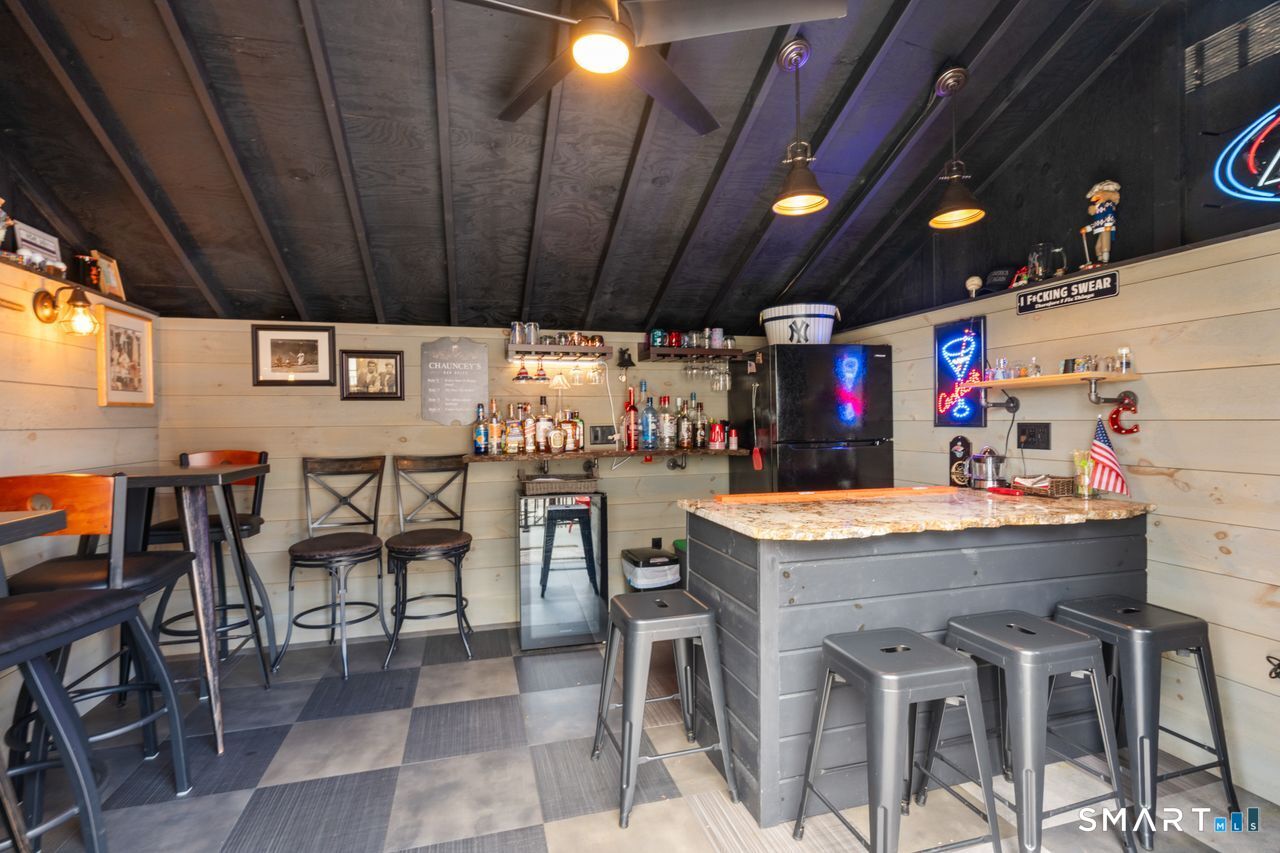 61 Sharon Court Shelton CT 06484