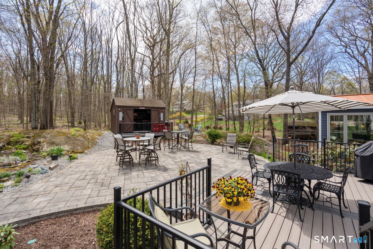 61 Sharon Court Shelton CT 06484