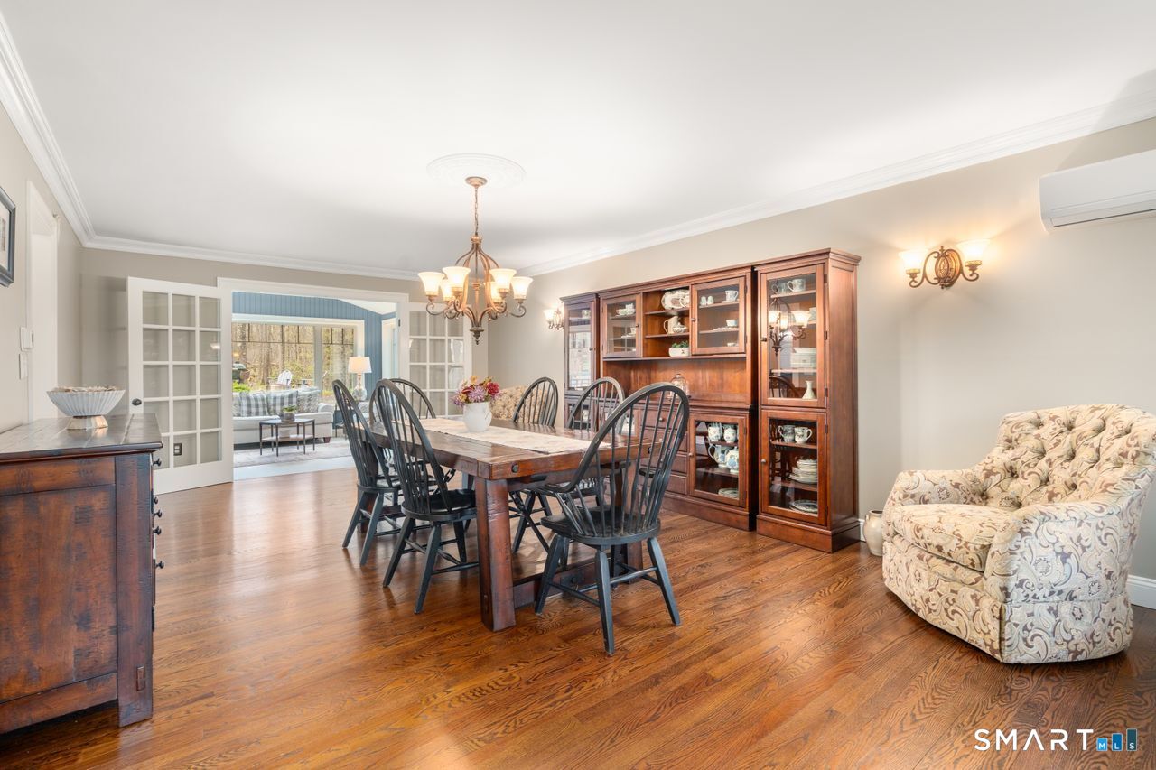 61 Sharon Court Shelton CT 06484