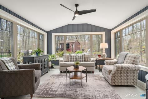 61 Sharon Court Shelton CT 06484