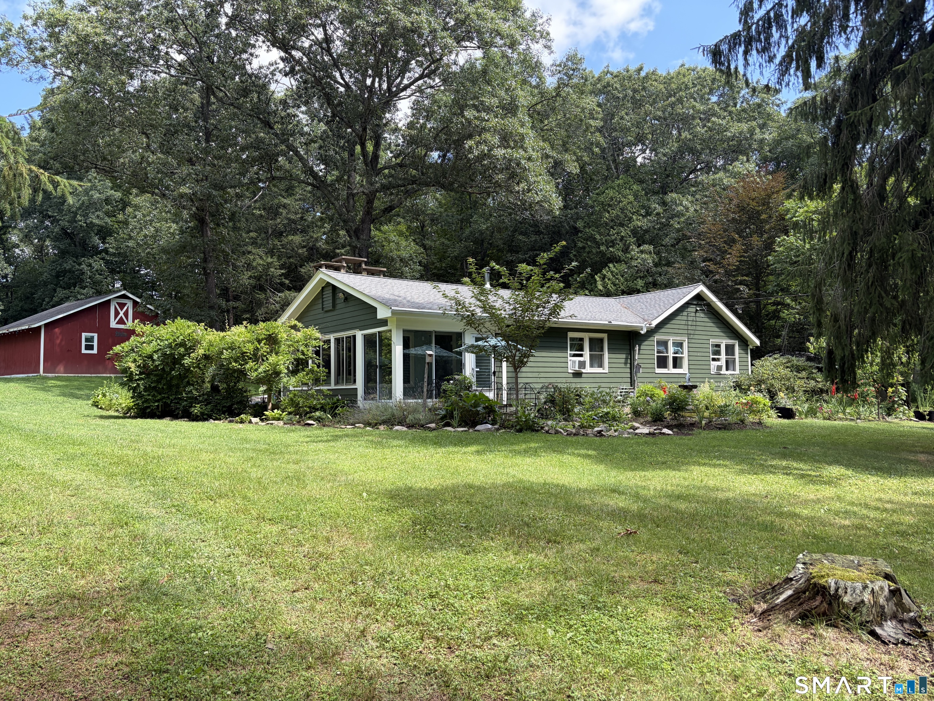 28 Clarke Road Lebanon CT 06249