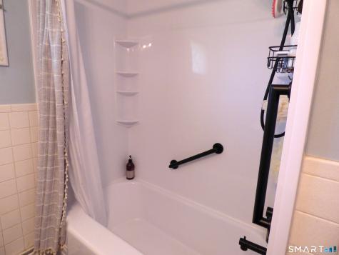 76 Harding Street Wethersfield CT 06109