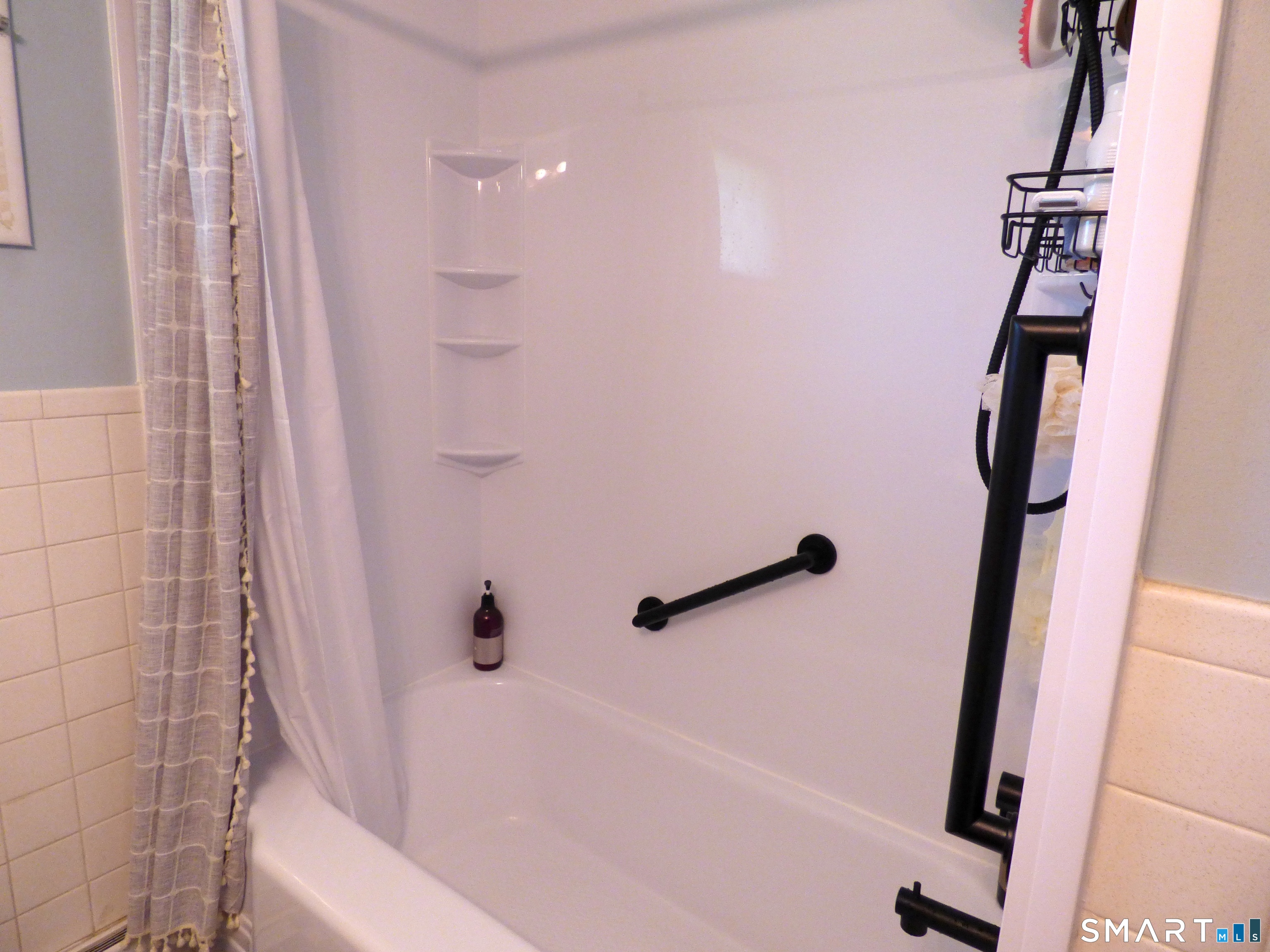 76 Harding Street Wethersfield CT 06109