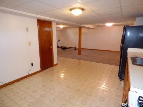 76 Harding Street Wethersfield CT 06109