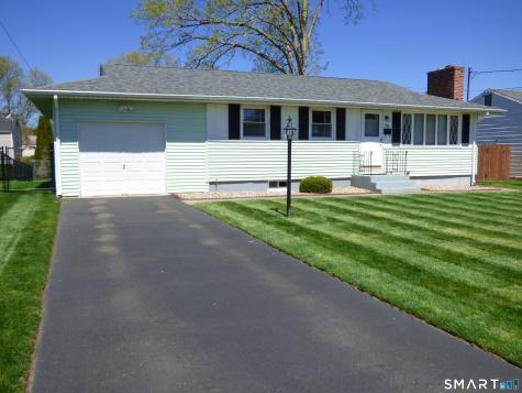 76 Harding Street Wethersfield CT 06109