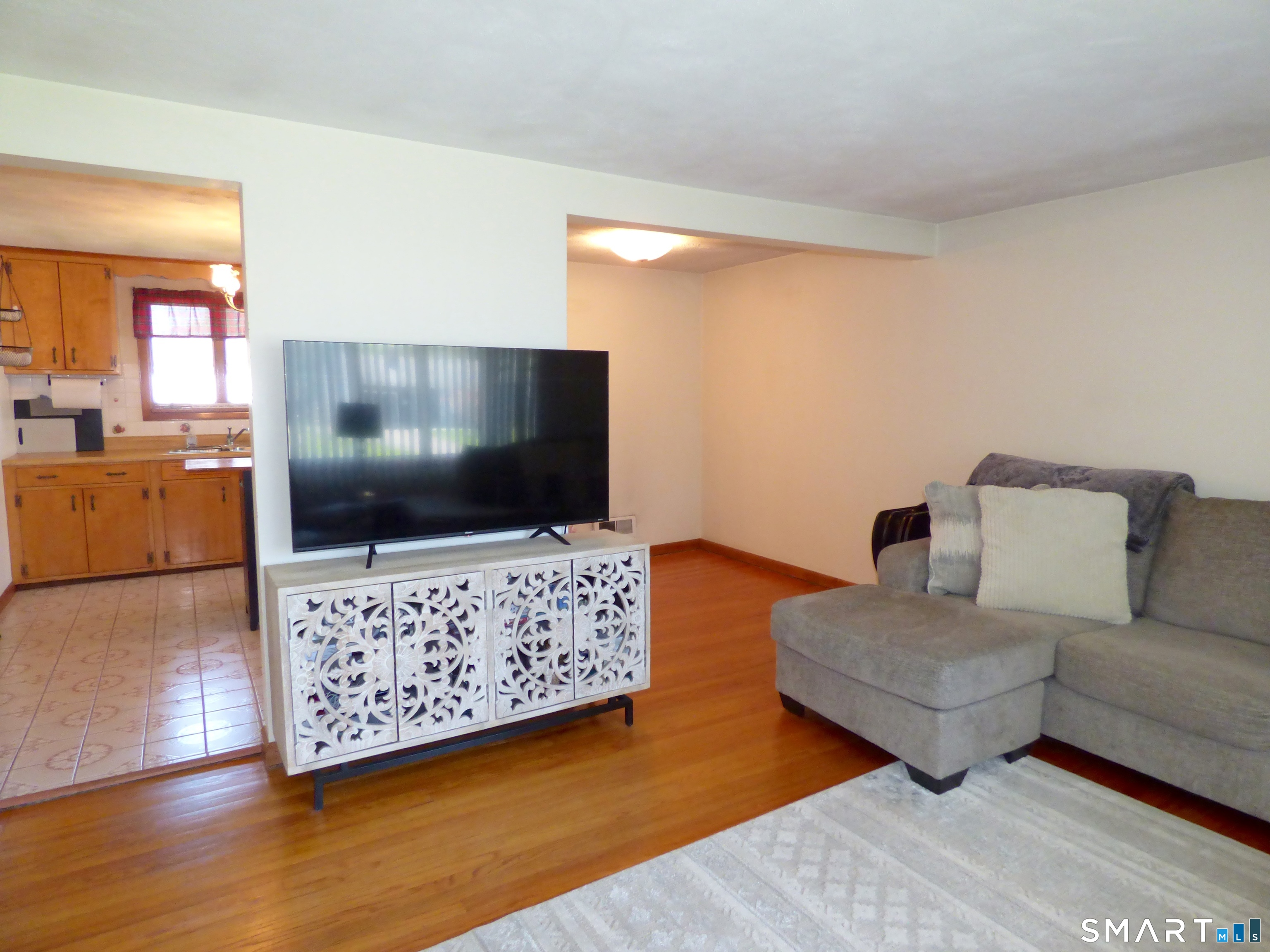 76 Harding Street Wethersfield CT 06109