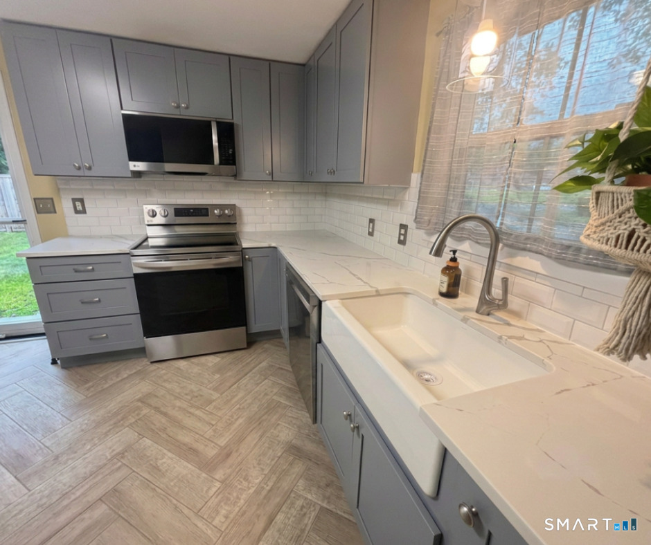 55 Ridgewood Drive Vernon CT 06066