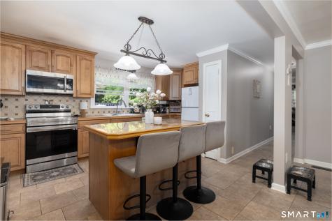 2 Burton Street Bristol CT 06010