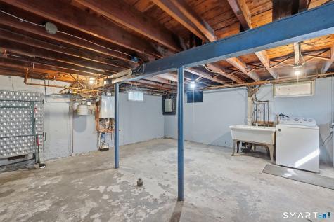31 Starkweather Street Manchester CT 06042