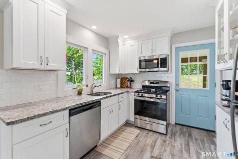 118 Columbus Avenue Meriden CT 06451