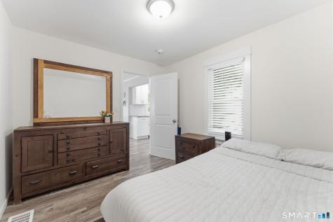 118 Columbus Avenue Meriden CT 06451