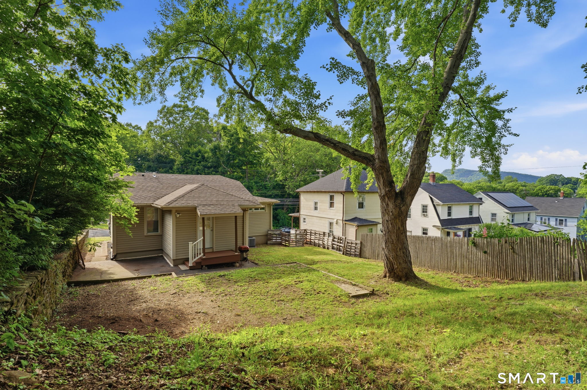 118 Columbus Avenue Meriden CT 06451