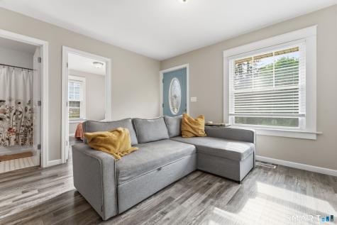 118 Columbus Avenue Meriden CT 06451