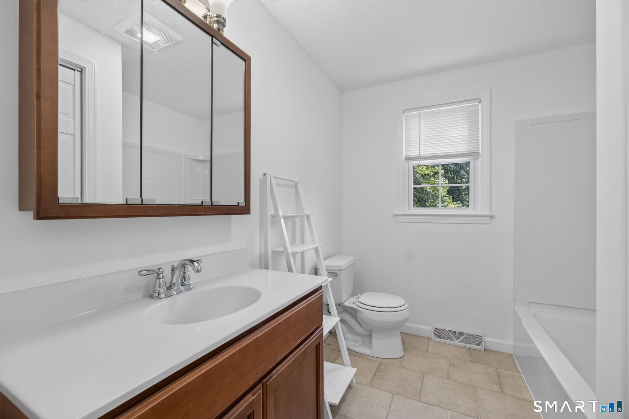 396 Village Street North Branford CT 06472