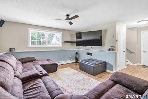 52 Brittany Lane Naugatuck CT 06770