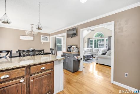 52 Brittany Lane Naugatuck CT 06770