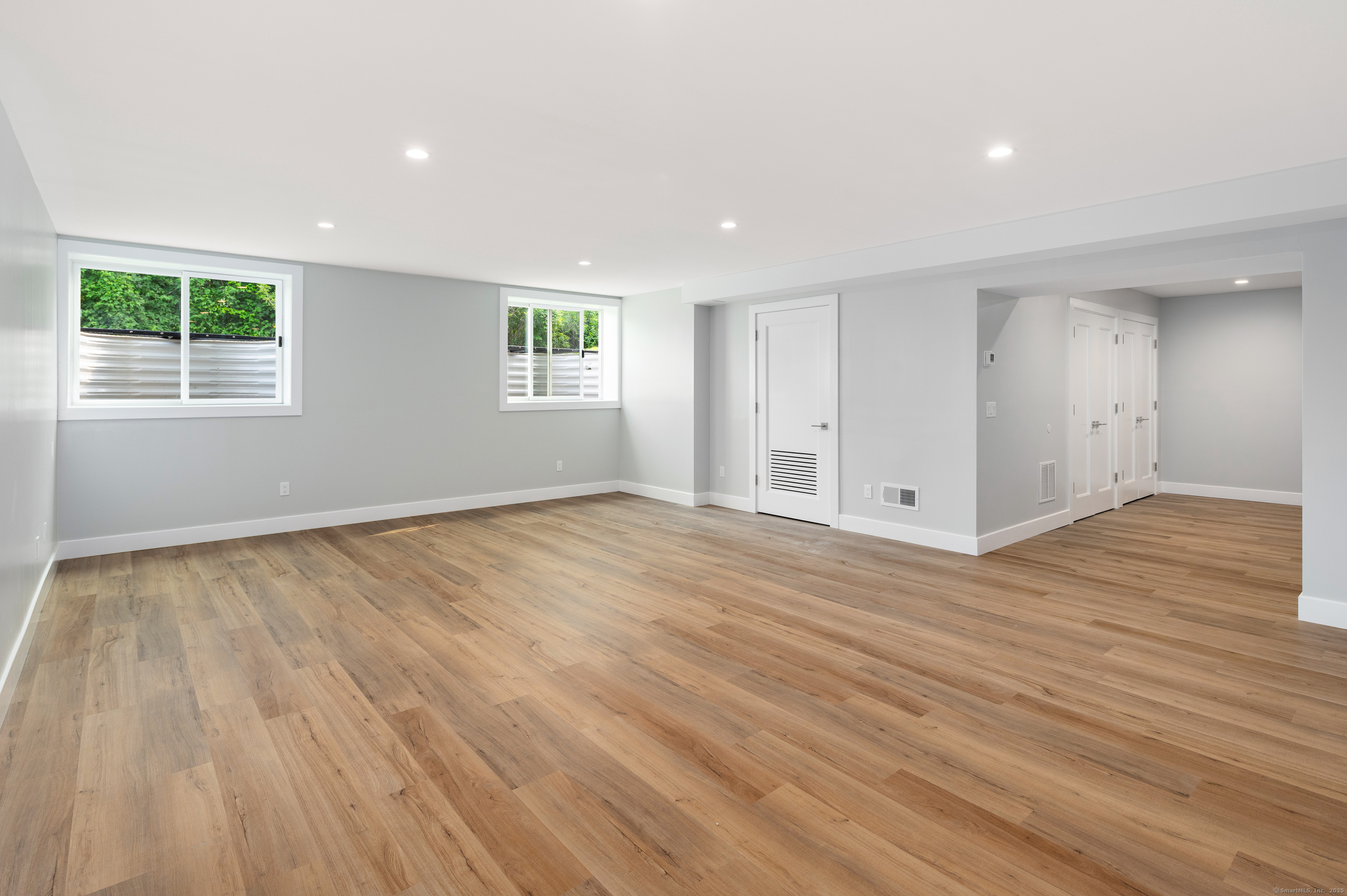 6 Walnut Ridge Court Stamford CT 06904