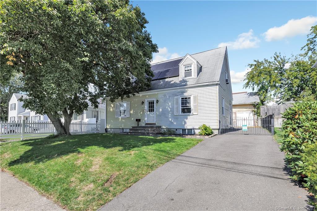 96 Goldenrod Avenue Bridgeport CT 06606