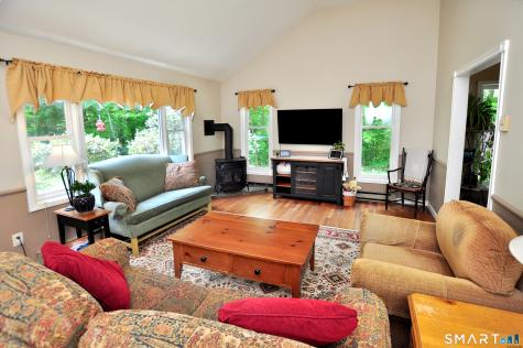 104 Hard Hill Road Woodbury CT 06798
