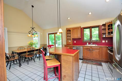 104 Hard Hill Road Woodbury CT 06798