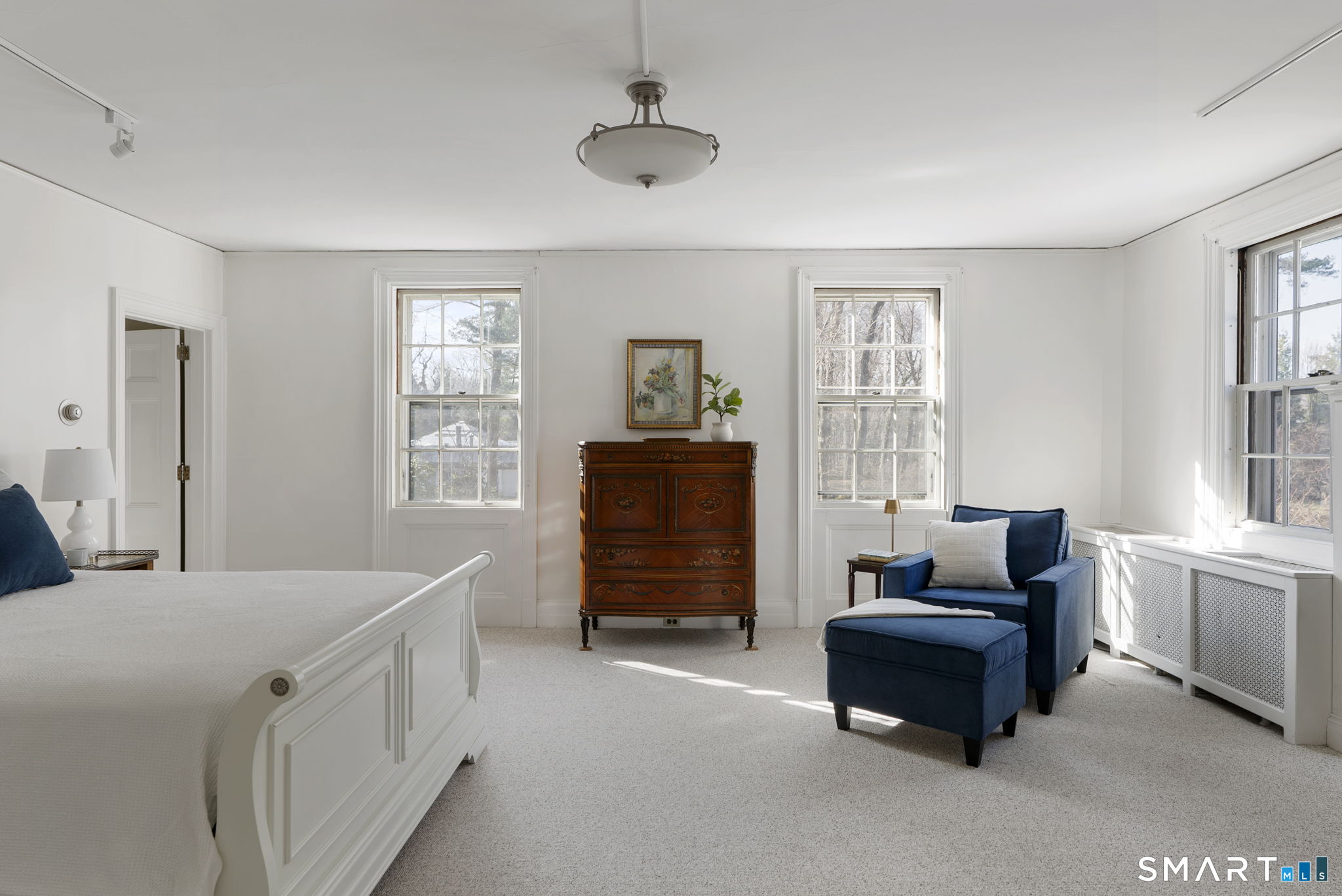 85 Bloomfield Avenue West Hartford CT 06105