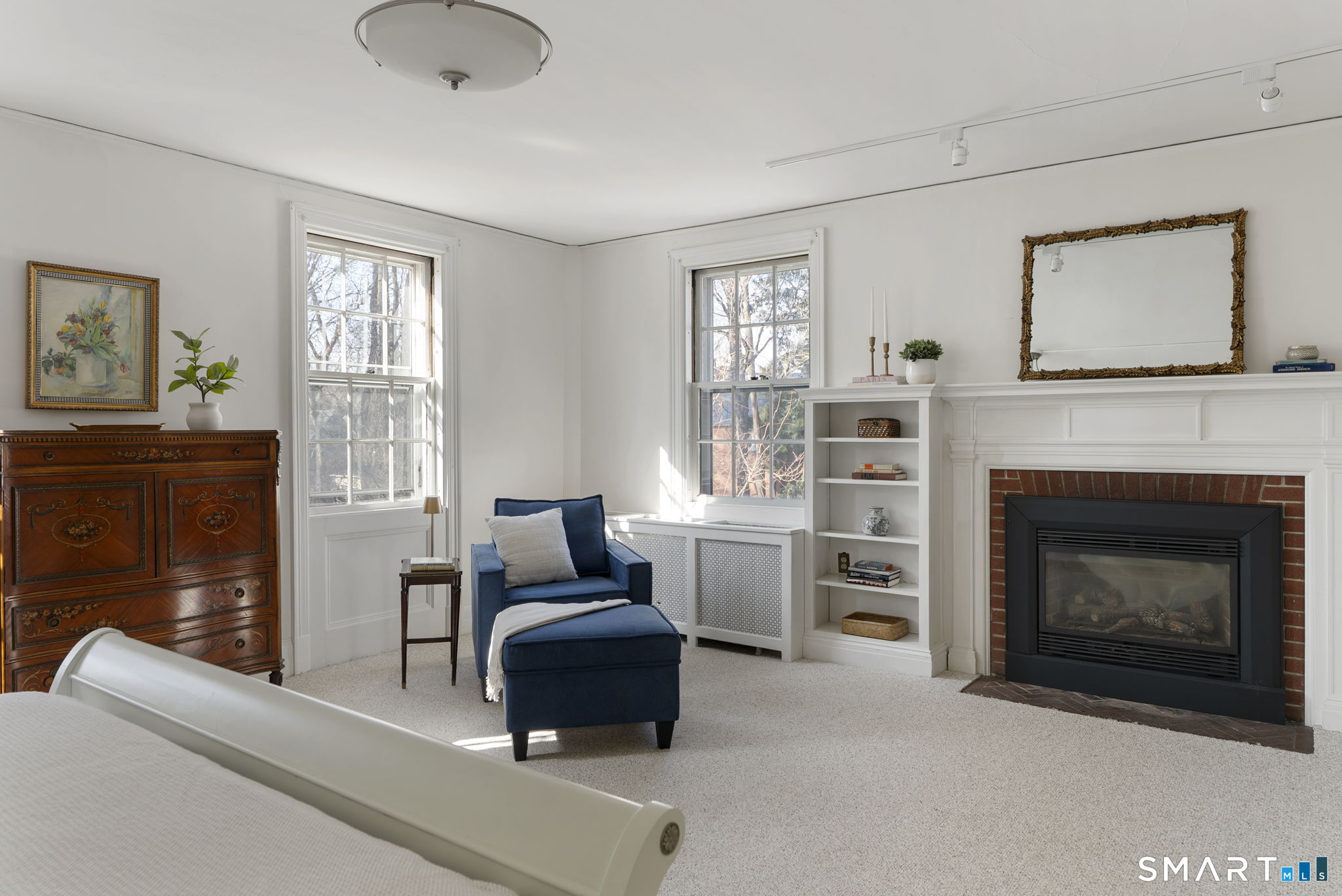 85 Bloomfield Avenue West Hartford CT 06105