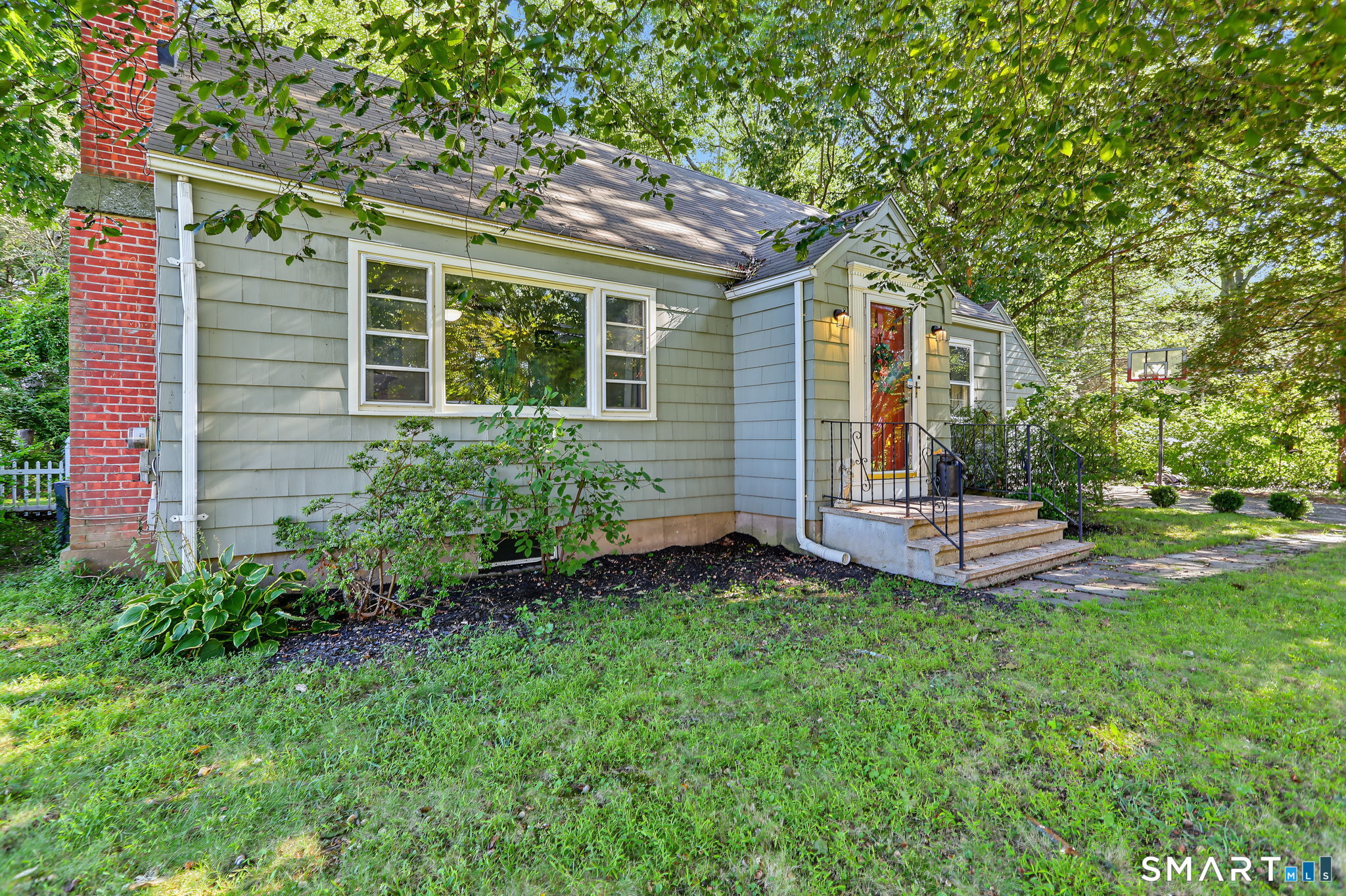 93 Woolsley Avenue Trumbull CT 06611