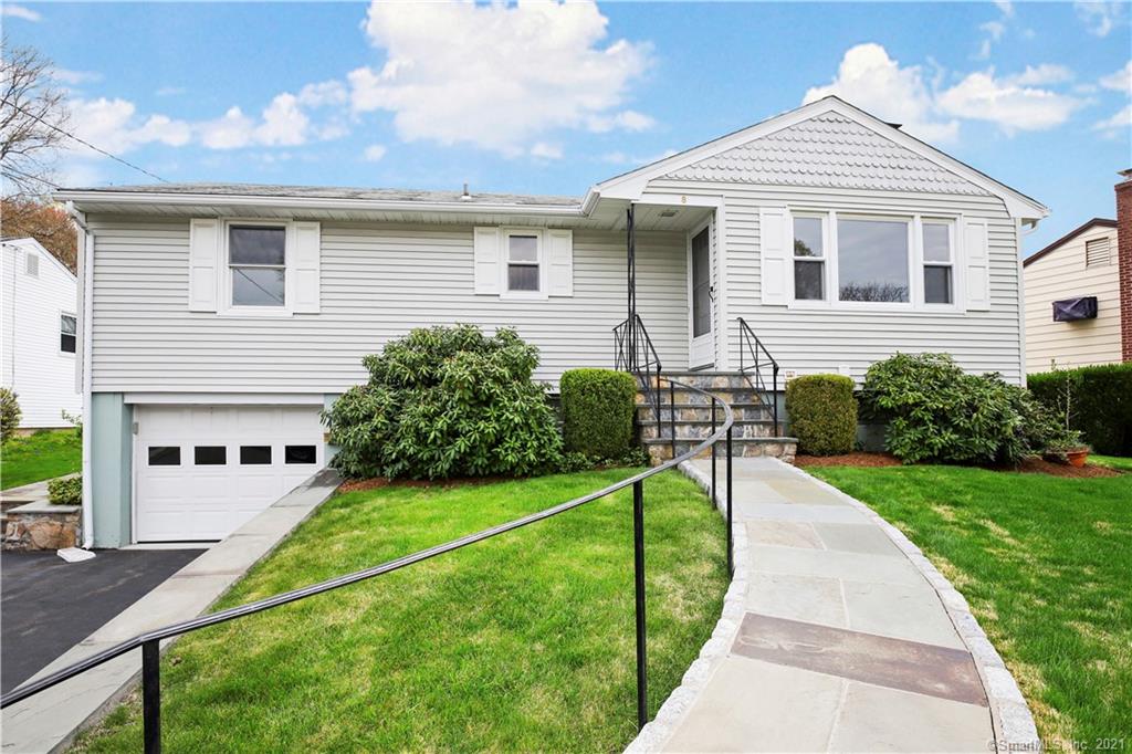 8 Macintosh Road Norwalk CT 06851