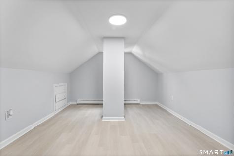 35 Pease Street Enfield CT 06082