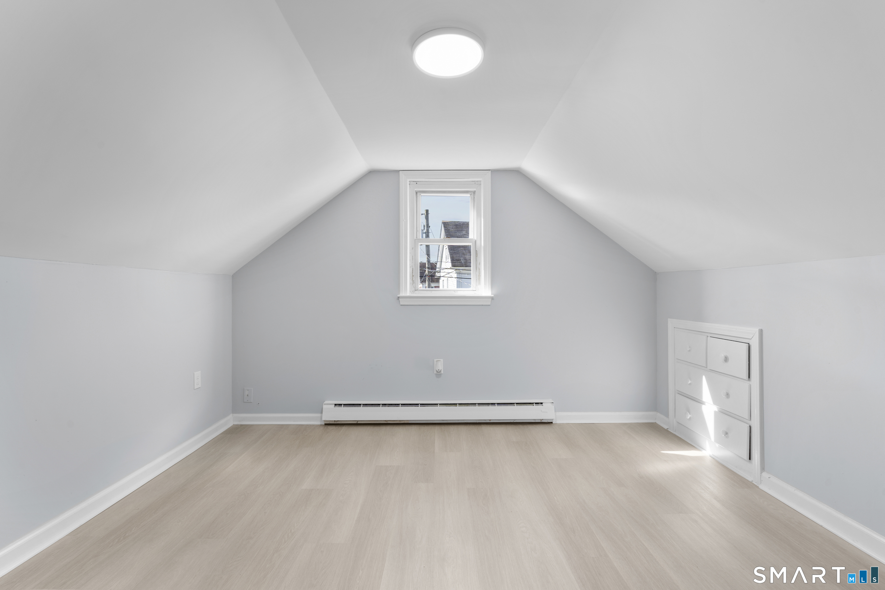 35 Pease Street Enfield CT 06082