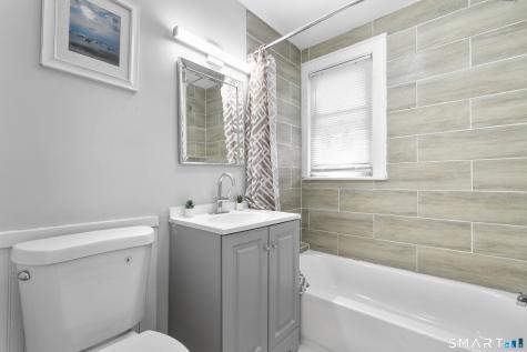 35 Pease Street Enfield CT 06082