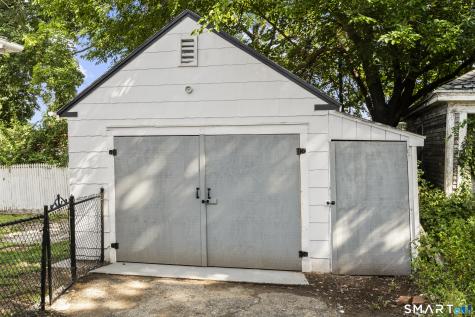35 Pease Street Enfield CT 06082