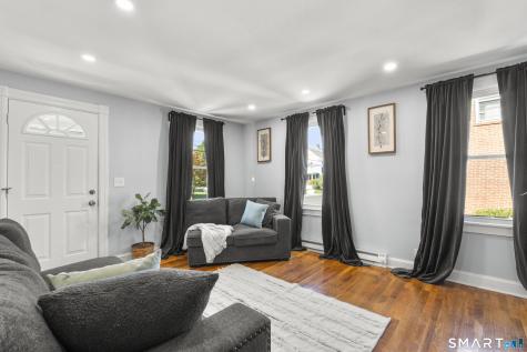 35 Pease Street Enfield CT 06082