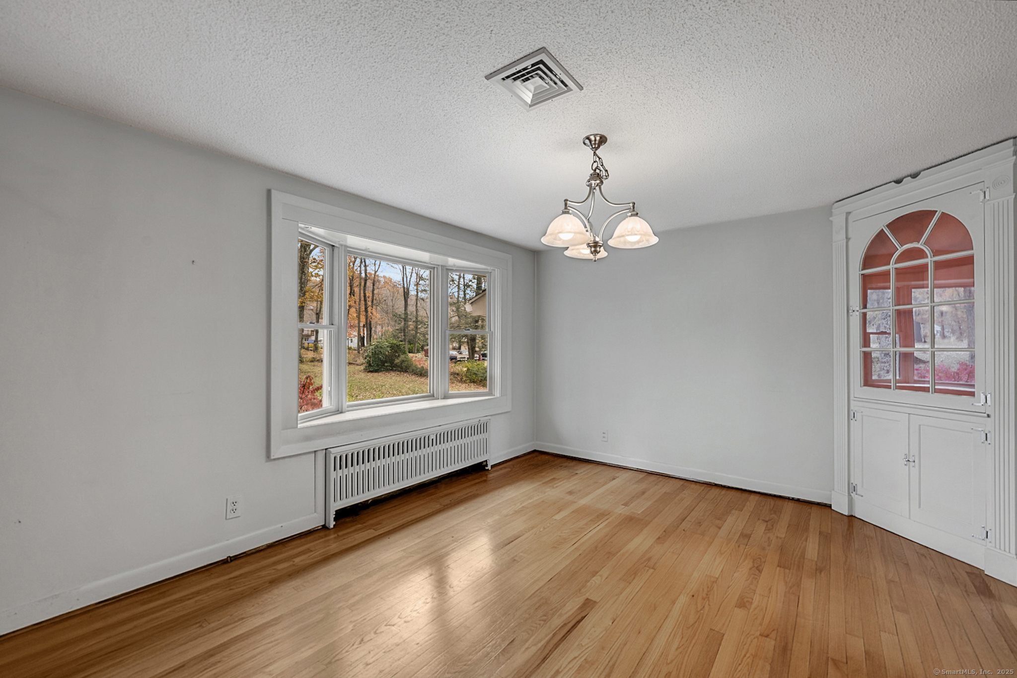 23 Loeffler Road Bloomfield CT 06002