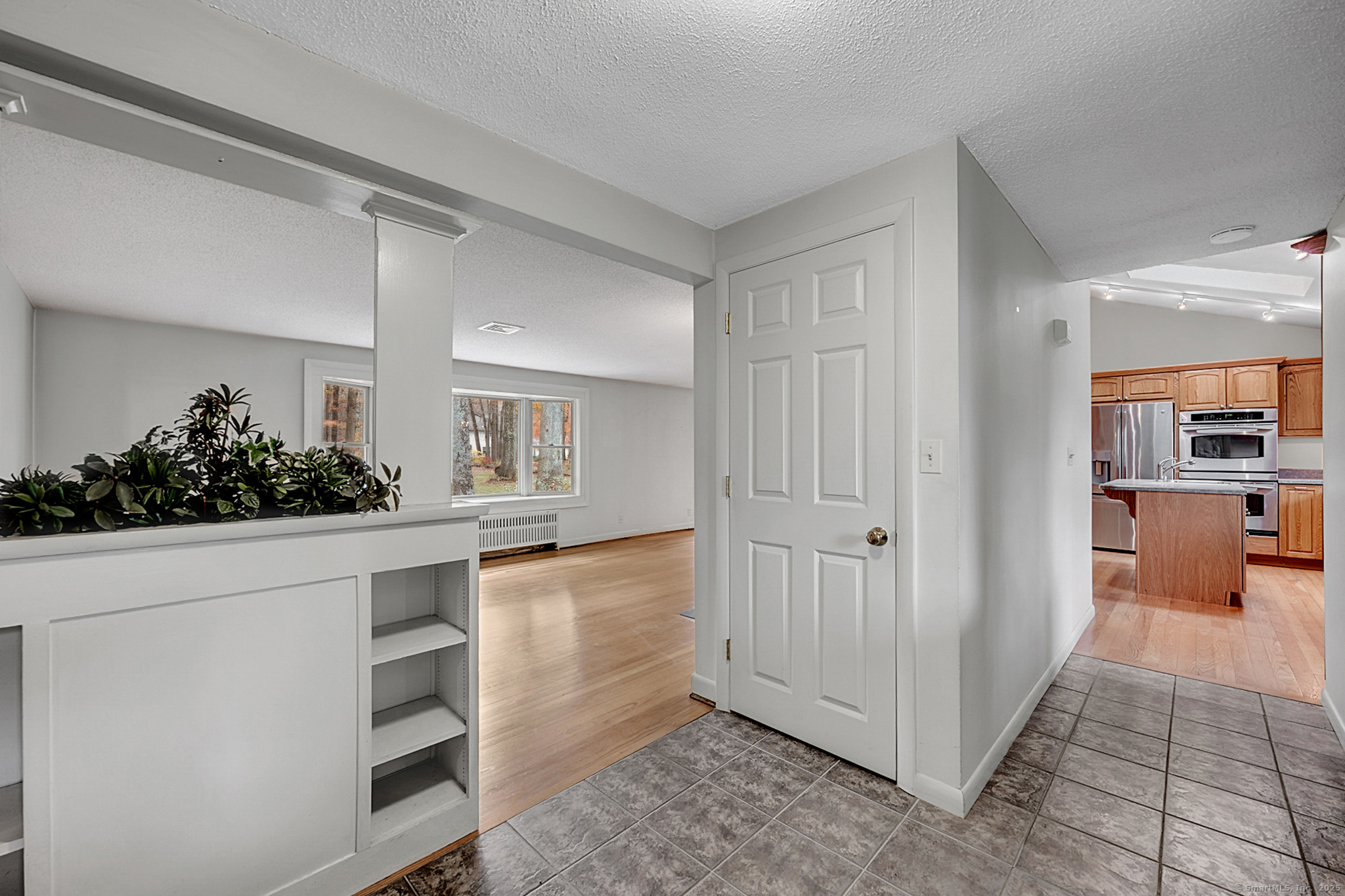 23 Loeffler Road Bloomfield CT 06002