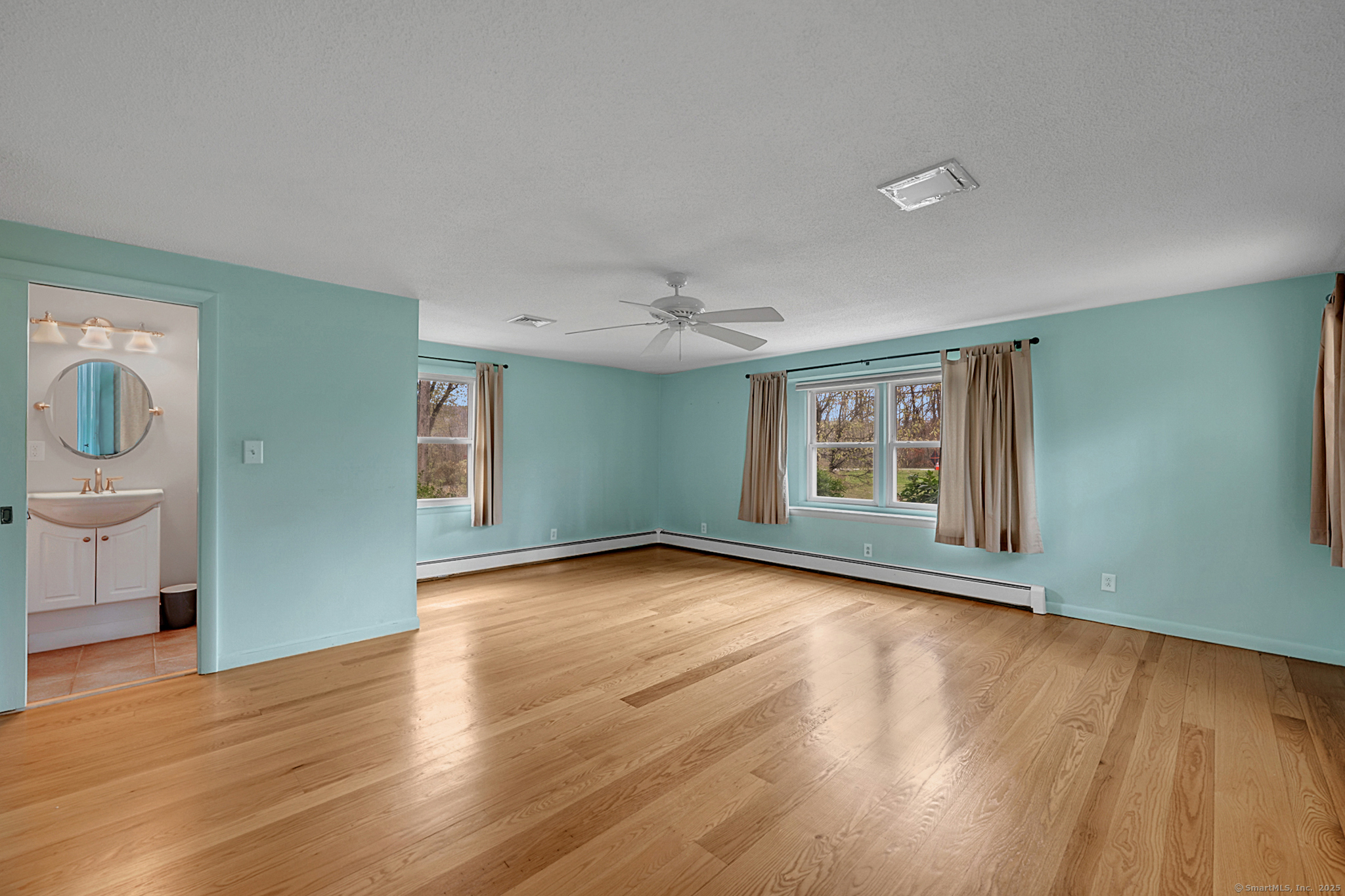 23 Loeffler Road Bloomfield CT 06002