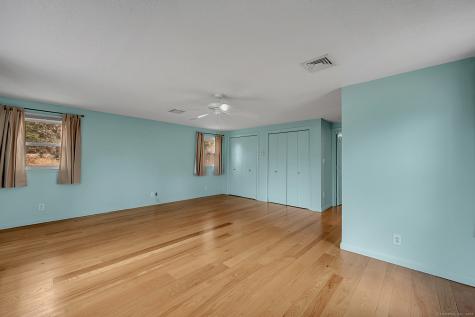 23 Loeffler Road Bloomfield CT 06002