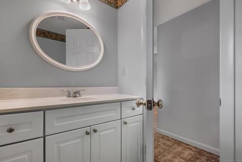 23 Loeffler Road Bloomfield CT 06002