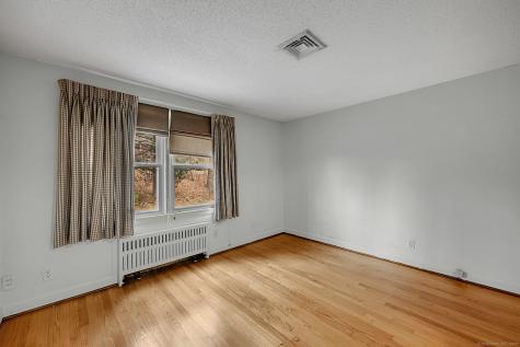 23 Loeffler Road Bloomfield CT 06002