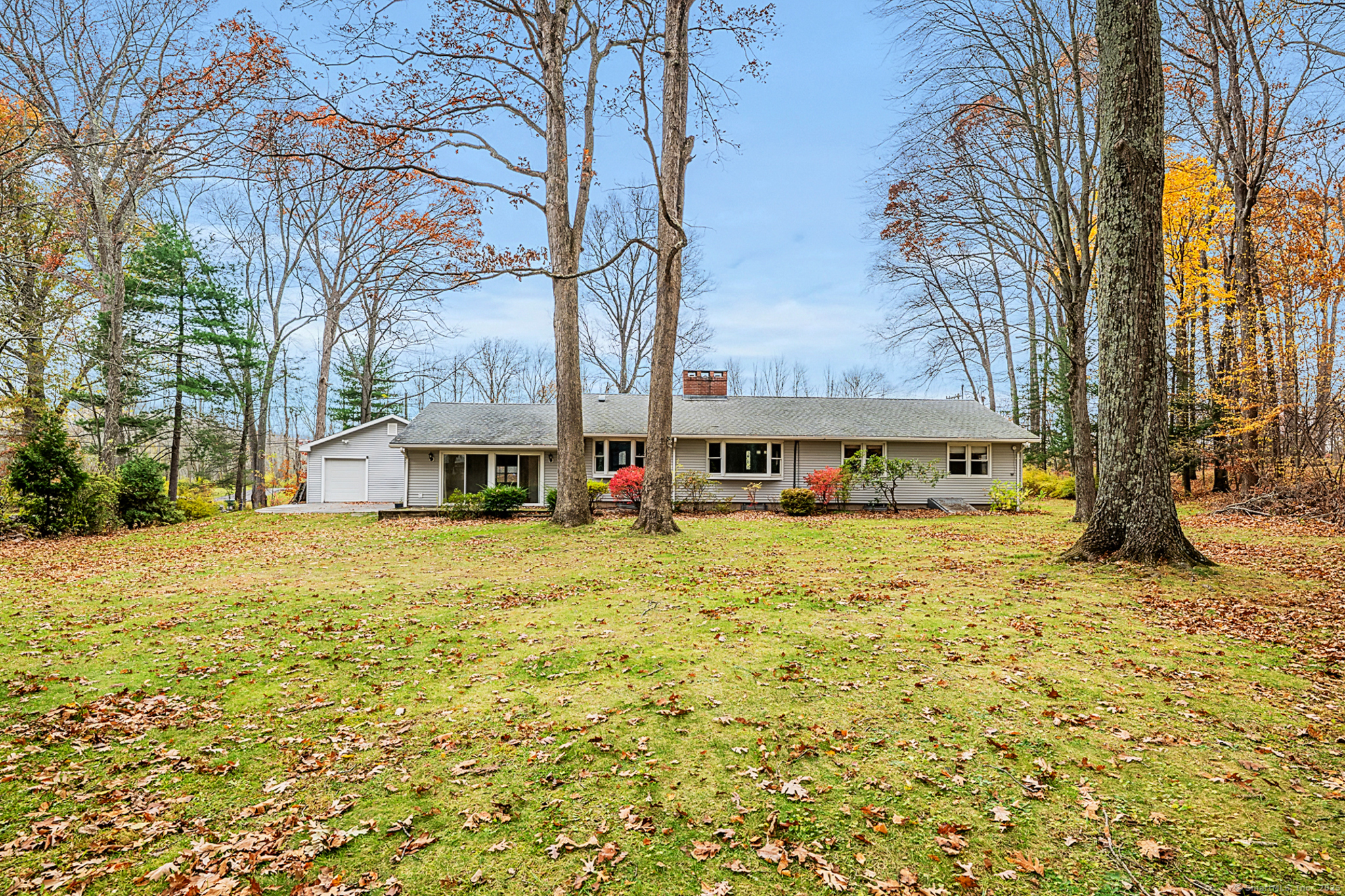 23 Loeffler Road Bloomfield CT 06002