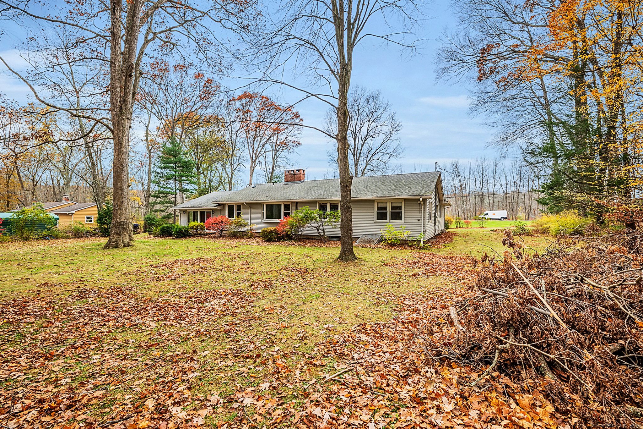 23 Loeffler Road Bloomfield CT 06002