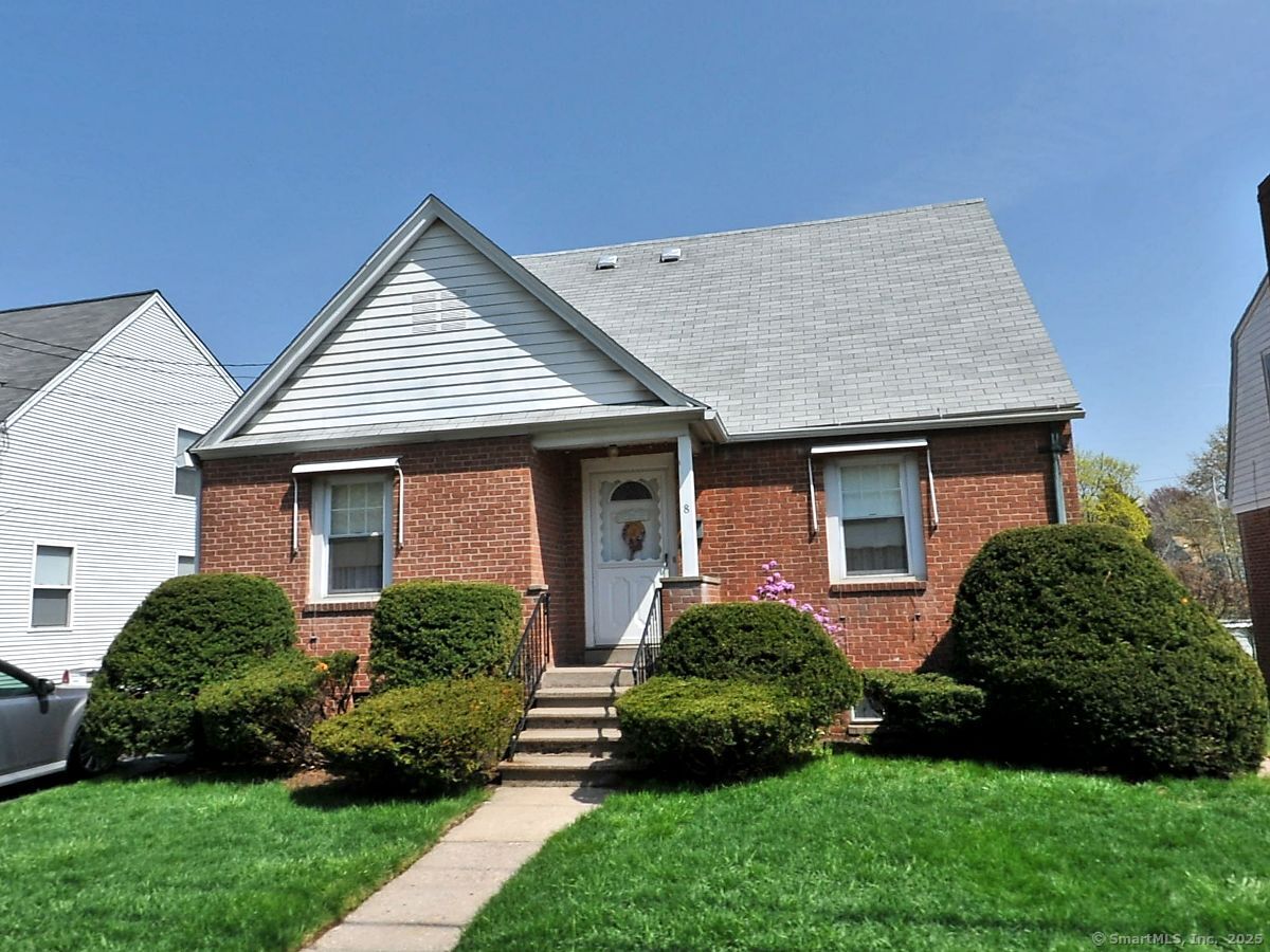 8 Summer Street Enfield CT 06082