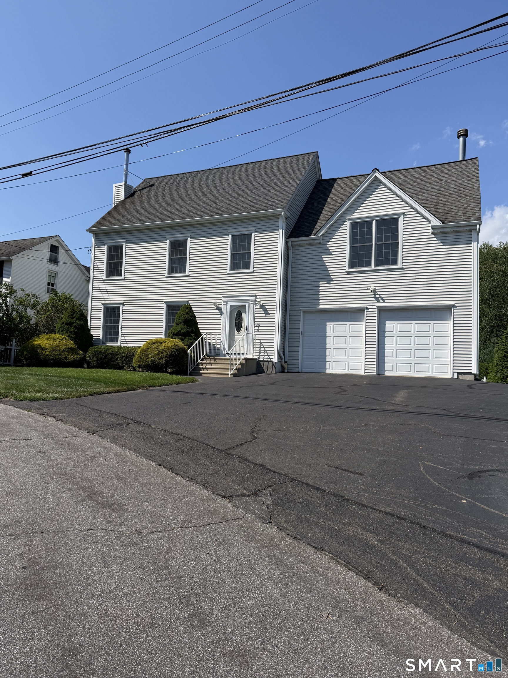 35 Sherwood Place Fairfield CT 06890