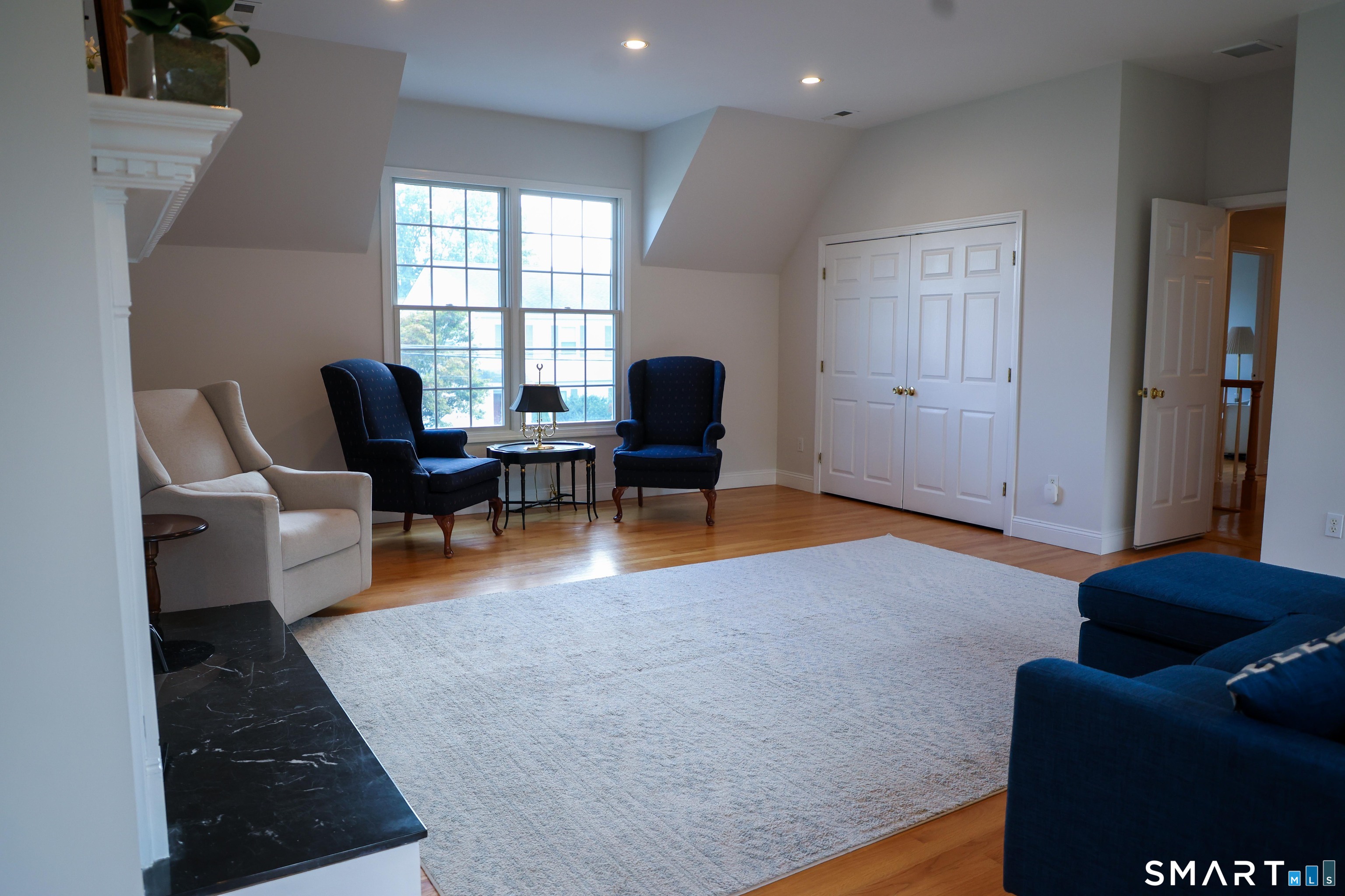 35 Sherwood Place Fairfield CT 06890