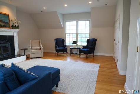 35 Sherwood Place Fairfield CT 06890