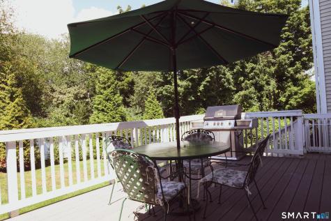 35 Sherwood Place Fairfield CT 06890