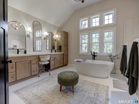 108 Daniel Trace Burlington CT 06013