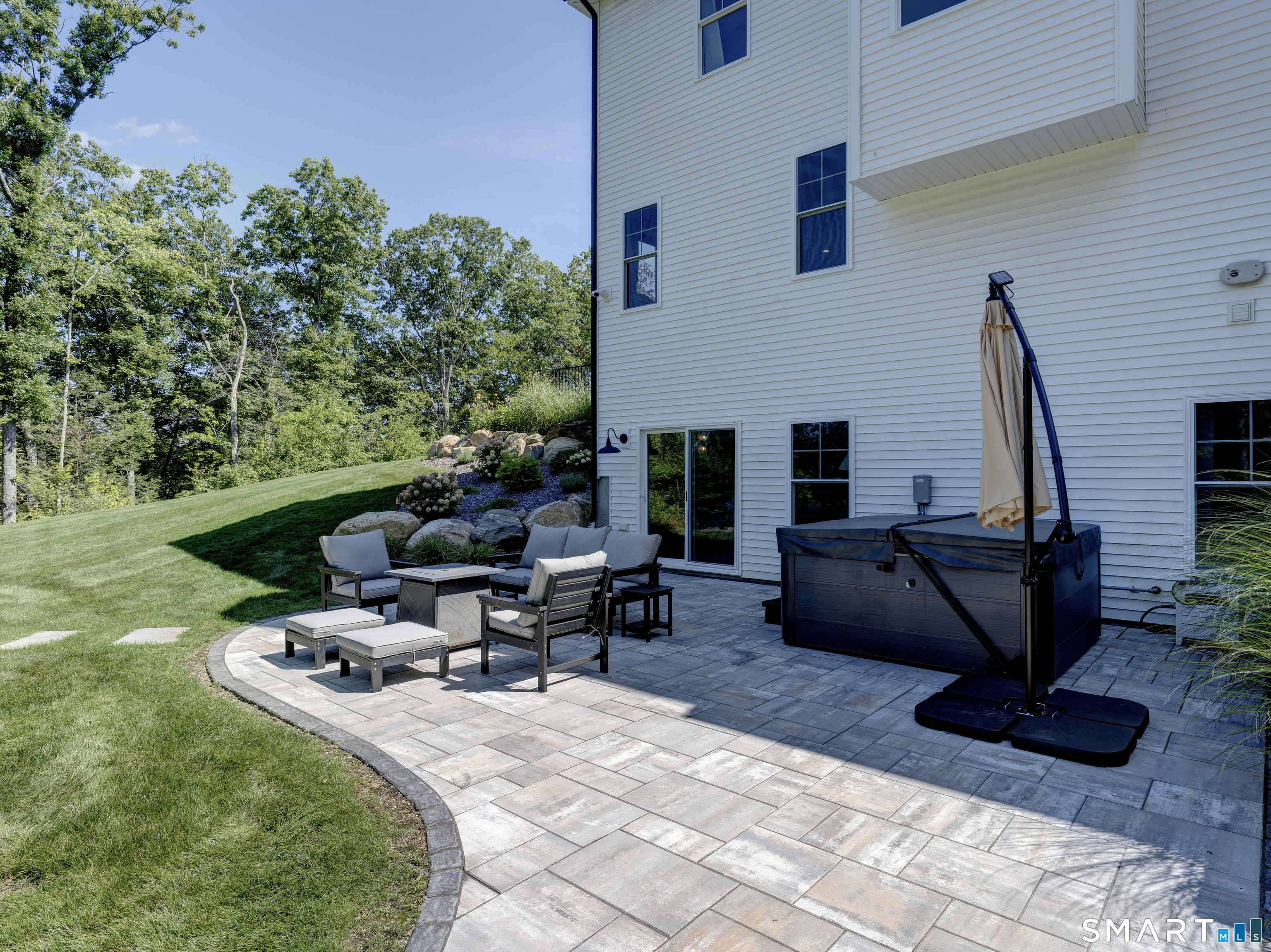 108 Daniel Trace Burlington CT 06013